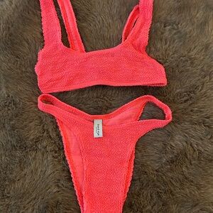 Bond-eye two piece set